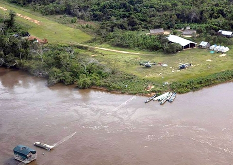 Saúde envia medicamentos para comunidades ribeirinhas no Amazonas e monta hospital de campanha