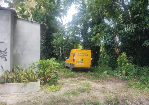 Criminosos agridem funcionário dos Correios e roubam 50 encomendas em Manaus