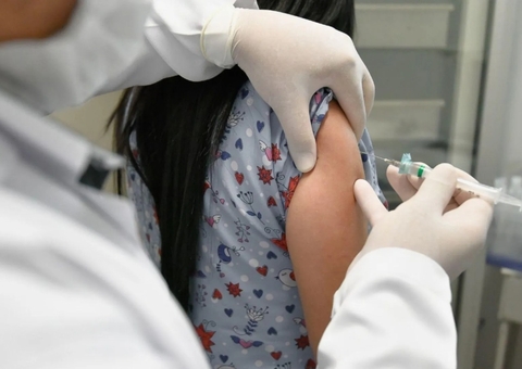 Fiocruz cria a primeira vacina do mundo contra barriga d'água e aguarda aprovação da OMS