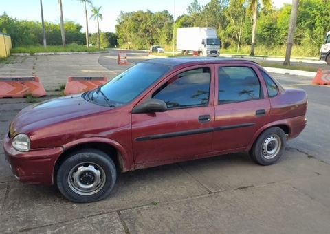 PRF flagra adolescente dirigindo veículo roubado em BR