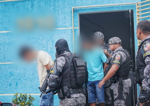 Trio é preso por ameaçar funcionários de empresa de crédito em Manaus