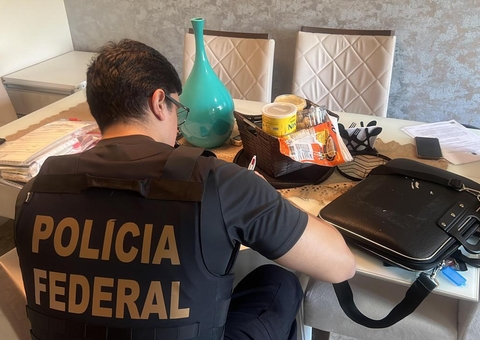 Veja imagens de operação da PF que mira empresários da limpeza pública em Manaus
