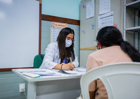 Mais 33 médicos aprovados em concurso da Semsa são convocados em Manaus