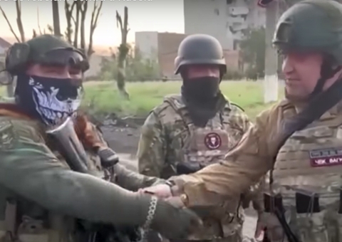 Putin confia em êxito da Rússia na Ucrânia um dia após motim mercenário