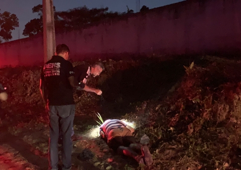 Com mãos amarradas, corpo é encontrado em rua deserta de Manaus
