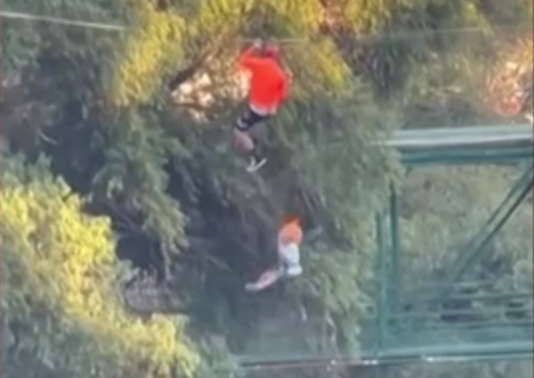 Menino de 6 anos sobrevive a queda de tirolesa em parque; Vídeo