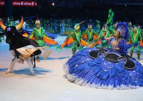 Apresentações do Festival de Parintins sofrem alteração no horário neste domingo; confira
