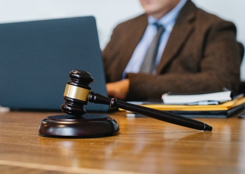 OAB passa a suspender advogados que cometerem assédio e discriminação