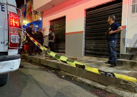 Churrasqueiro é preso suspeito de matar homem com faca cravada nas costas em Manaus