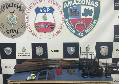 Dupla é presa com arsenal escondido em flutuante no Amazonas 