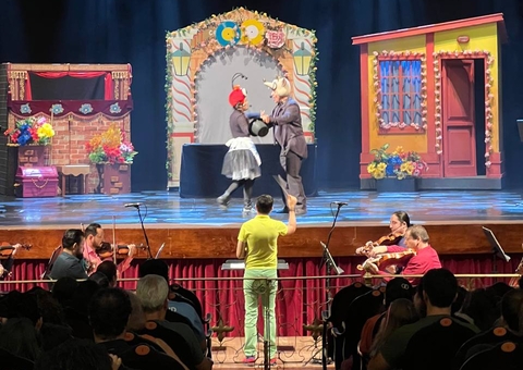 Espetáculo infantil 'Disquinhos' encerra neste domingo no Teatro Amazonas