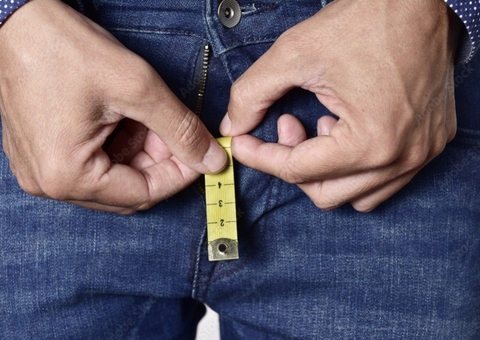 Homem morre após aplicar óleo de silicone para aumentar pênis