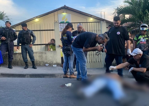 Garupa de motocicleta é morto a tiros durante perseguição em Manaus