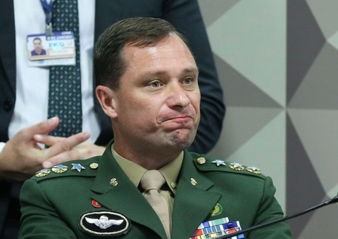 MPF rejeita investigar Mauro Cid por silêncio na CPI do 8/1