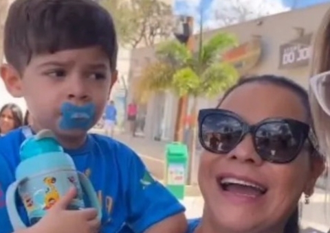 Vídeo: Encontro de sósia de Marília Mendonça com o filho da cantora gera revolta