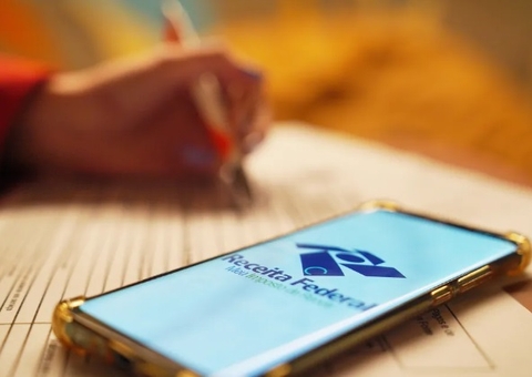 Receita paga hoje 3º lote da restituição do Imposto de Renda