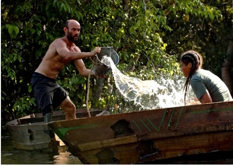 Dedé vence prova de repescagem e volta para a disputa em No Limite