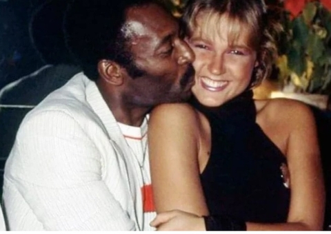 Xuxa revela que perdeu a virgindade com Pelé