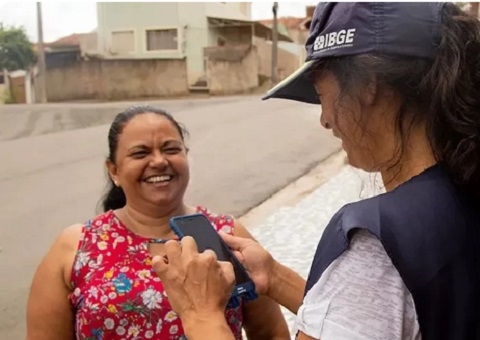 Inscrições para vagas no IBGE terminam amanhã; salário é de R$ 3,1 mil