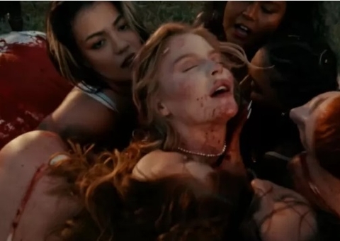 Vídeo: Luísa Sonza rebate crítica após lançar música sobre sexo: 'Sou muito corajosa'