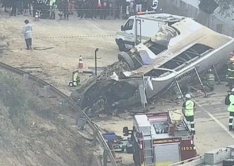 Corinthiano, presidente Lula lamenta morte de torcedores em grave acidente de ônibus