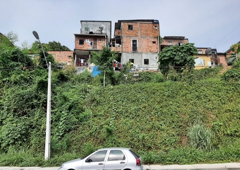 Trecho da Avenida das Torres será interditado amanhã para demolição de casas