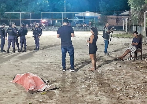Adolescente de 16 anos é executada em campo de futebol em Manaus