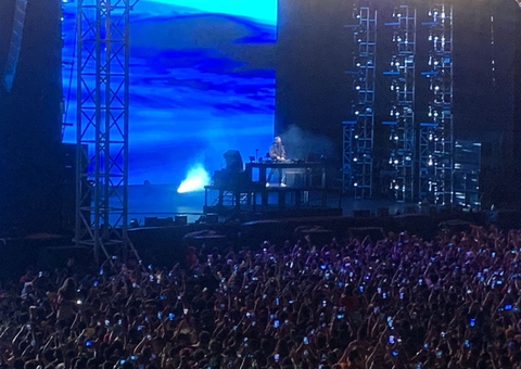 Vídeos: David Guetta leva multidão ao delírio no 'SouManaus Passo a Paço'