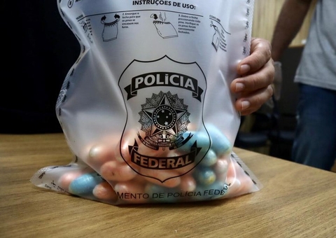 Venezuelano é preso pela PF com 80 cápsulas de drogas no intestino