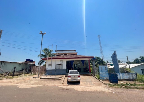 Dupla é presa com drogas durante revista policial no Amazonas