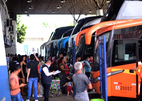 Mais de 77 mil pessoas utilizaram transporte rodoviário em agosto no Amazonas