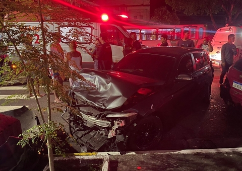 Polícia marca reconstituição de acidente entre carro de app e BMW que matou jovem em Manaus