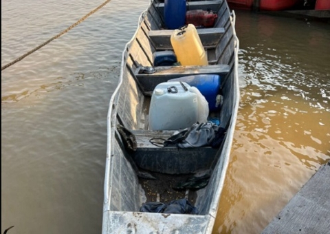 Criminosos agridem passageiros durante assalto a barco no Amazonas
