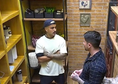 Vídeo: Yuri pede desculpas a Lucas por atitudes homofóbicas: 'Descontei em você'