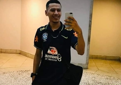 Jovem é sequestrado após ter casa invadida por motociclistas de app em Manaus; vídeo