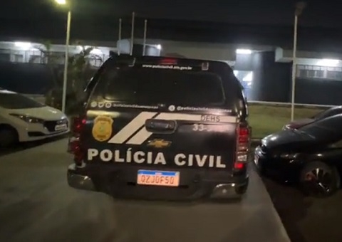 Corpo é encontrado carbonizado dentro de carro no Amazonas