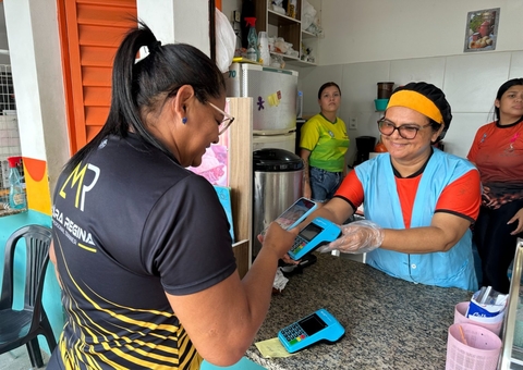 Internet gratuita é disponibilizada no mercado Adolpho Lisboa em Manaus