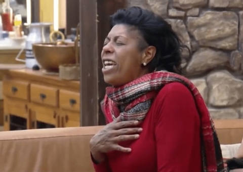 Luana Prado dedica música 'Escrito nas Estrelas' para Márcia Fu