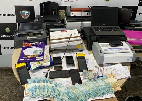 Casal suspeito de fazer empréstimos com documentos falsos é preso em Manaus