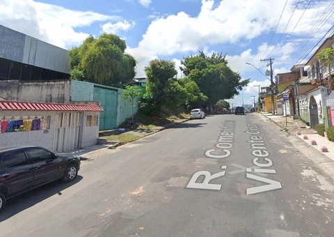 Trânsito é alterado após rua ser interditada no Santo Antônio em Manaus; confira