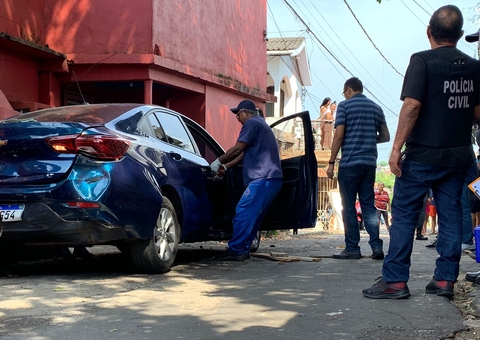 Homem é assassinado dentro de carro no dia do aniversário em Manaus