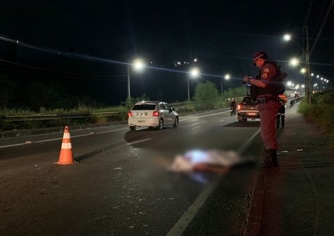 Homem é espancado até a morte no meio de avenida em Manaus