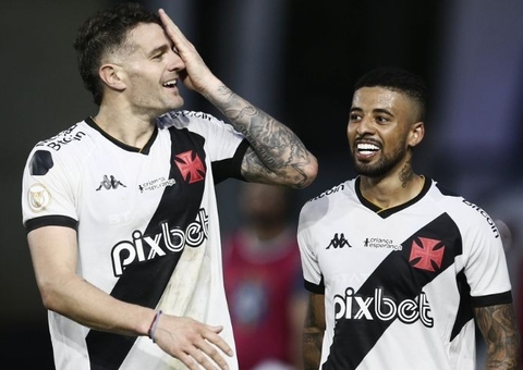 Vasco bate Grêmio com gol de estreante e volta a vencer após quatro jogos