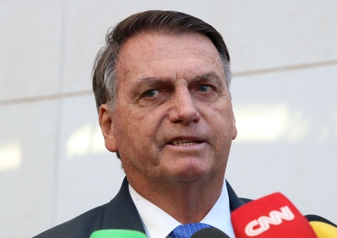 Defesa de Bolsonaro recorre ao TSE após condenação de inelegibilidade