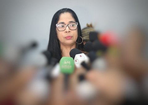 Após denúncia, diretora transferiu zelador que beijou criança para outra escola em Manaus