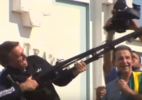 "Fuzilar a petralhada": Zanin envia ação contra Bolsonaro à Justiça Eleitoral