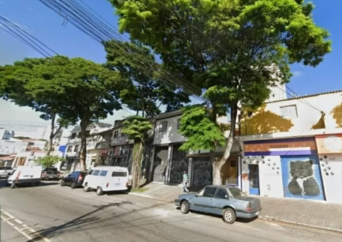 Motorista bêbado invade calçada e atropela 9 pessoas em São Paulo