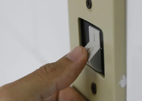 Luz é restabelecida em todo o Brasil seis horas após apagão