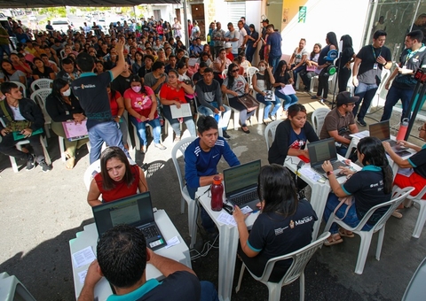 Ação itinerante do Sine leva serviços para três bairros de Manaus
