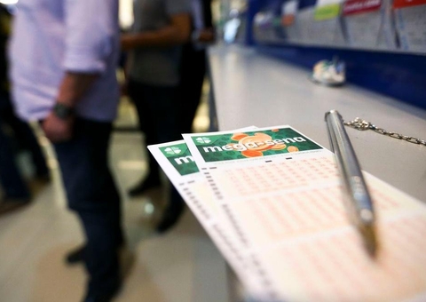 Mega-Sena passa a ter três sorteios por semana